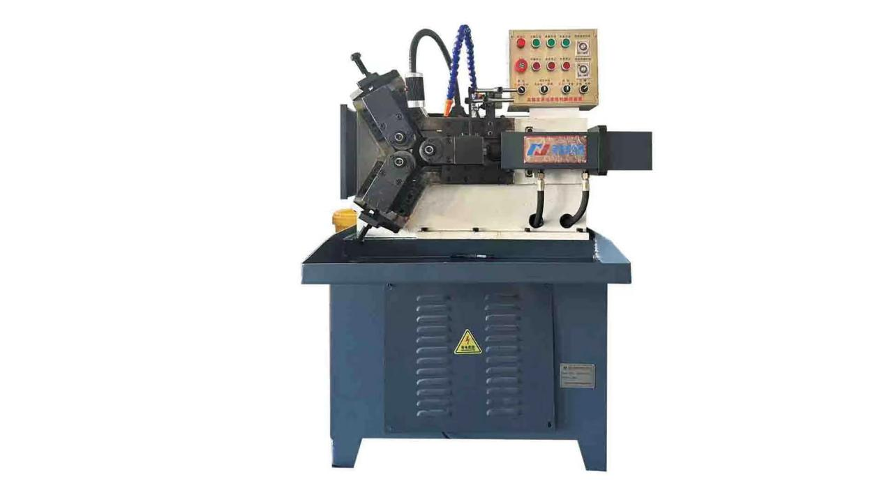 Roller de tres ejes para mejorar la eficiencia de producción